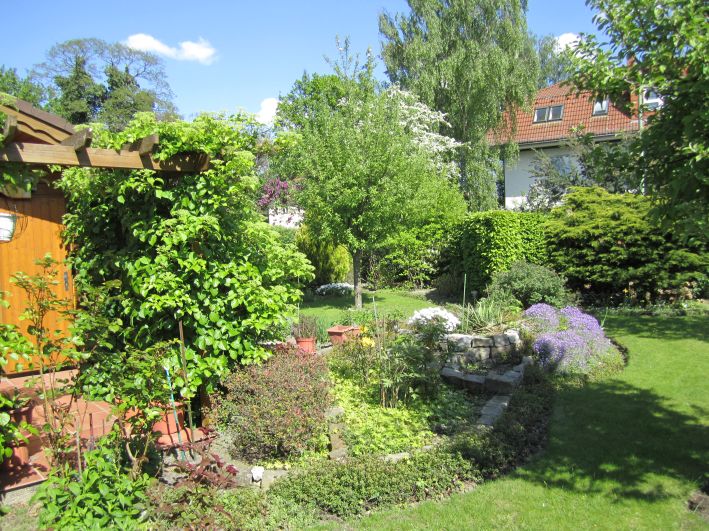 2011-05-02-Steingarten