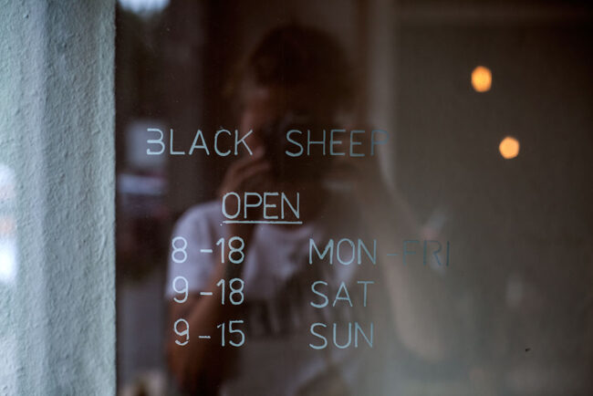 black_sheep_oeffnung